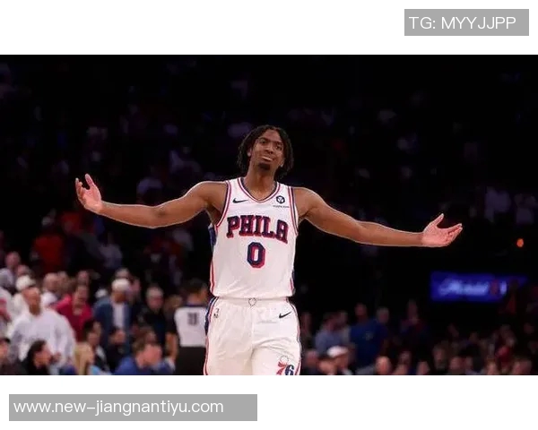 马克西表现抢眼19投9中三分命中率高达44贡献26分6篮板7助攻助球队取胜 马克西表现抢眼19投9中三分命中率高达44贡献26分6篮板7助攻助球队取胜