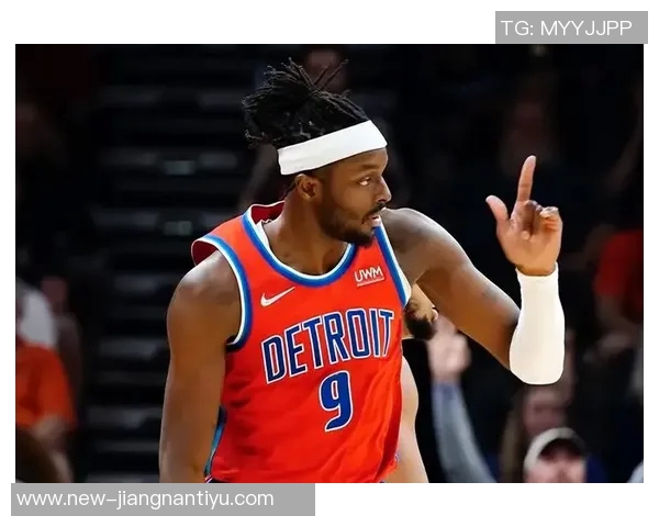 奥特布克确认轻微拉伤身体状况良好令全队松了一口气 奥特布克确认轻微拉伤身体状况良好令全队松了一口气